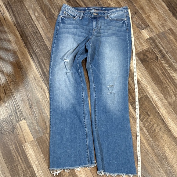 Jennifer Lopez Blue Distressed Skinny Jeans - Picture 4 of 7